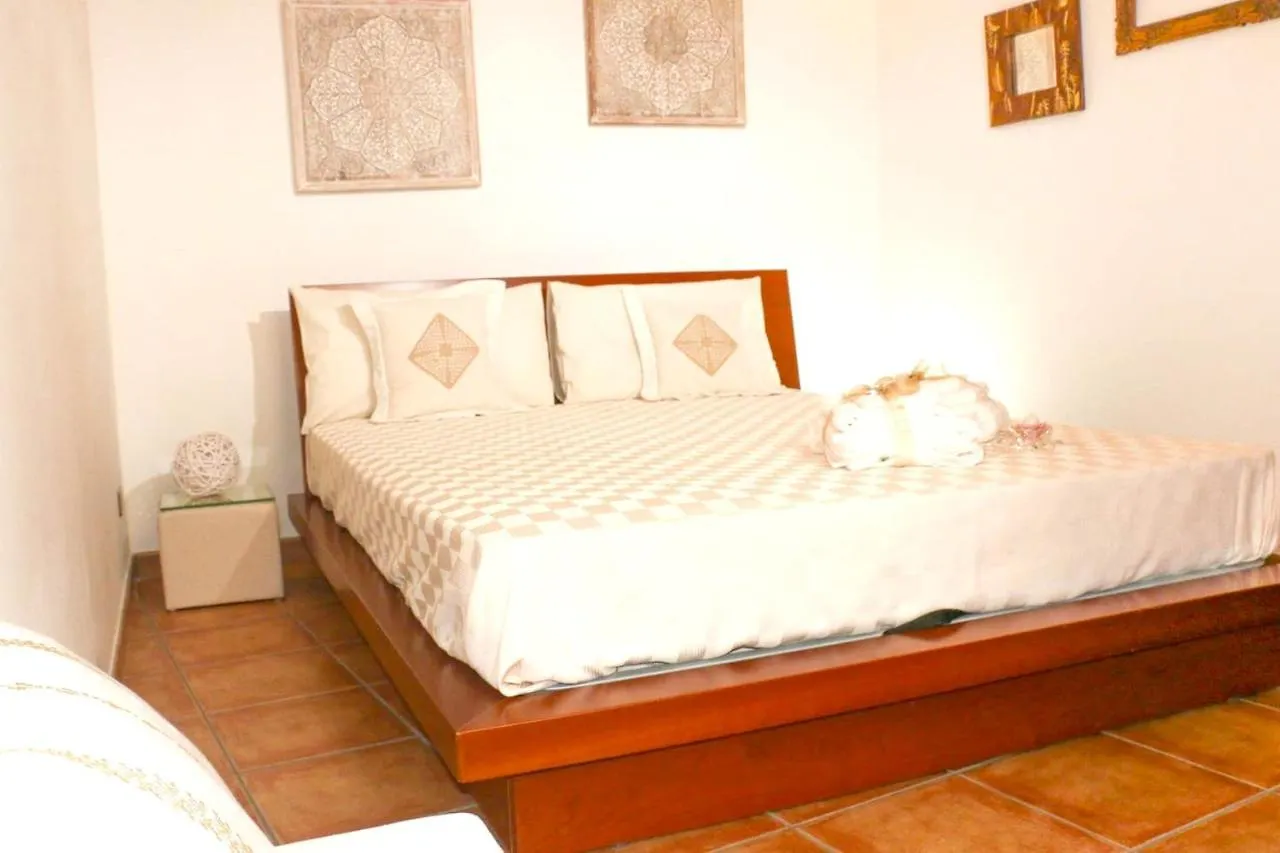 Elegant Apartment In The Heart Of Lecce 100 M² And All Comforts