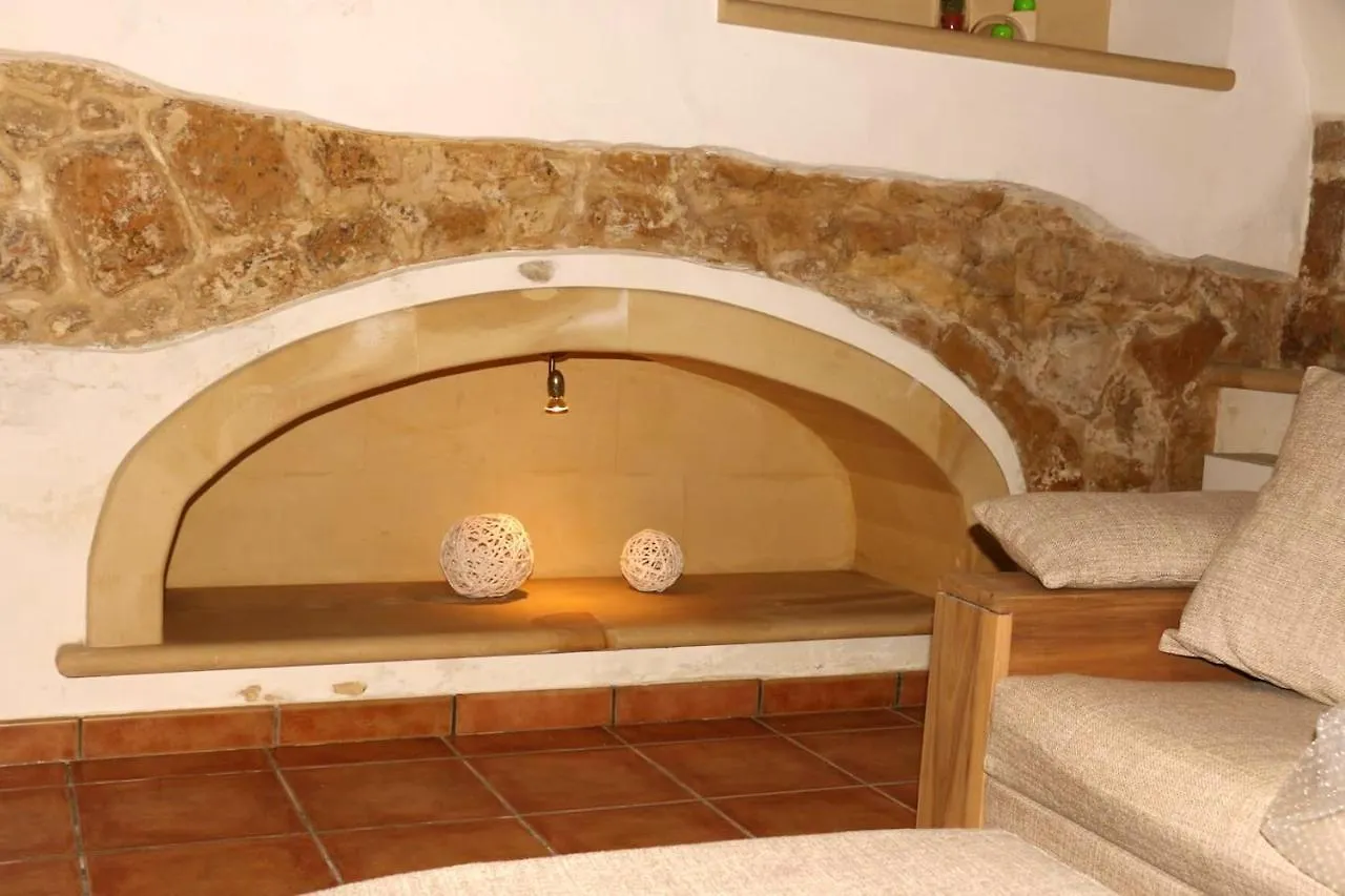 Elegant Apartment In The Heart Of Lecce 100 M² And All Comforts