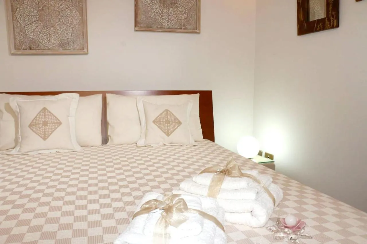 Elegant Apartment In The Heart Of Lecce 100 M² And All Comforts